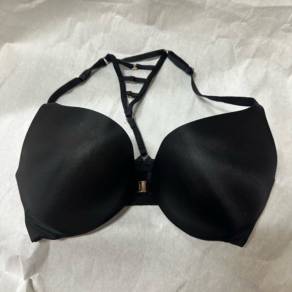 Victoria's Secret Black Strappy Back Bra - Picture 2 of 7
